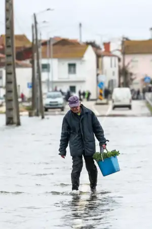 Azambuja solicita ao Governo estado de calamidade devido ao mau tempo